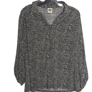 Anne Klein Gray Leopard Animal Print Button Front Blouse L Large